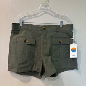 Vuori Vintage Ripstop Utility Short Army Women’s Size XL NEW